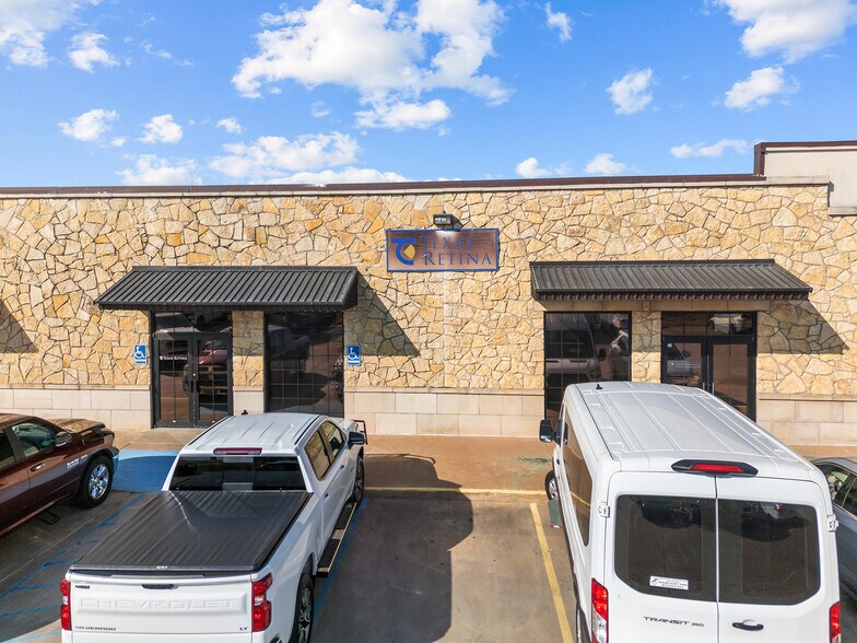 More Photos Of 5800 Kell Blvd, Wichita Falls Medical For Sale