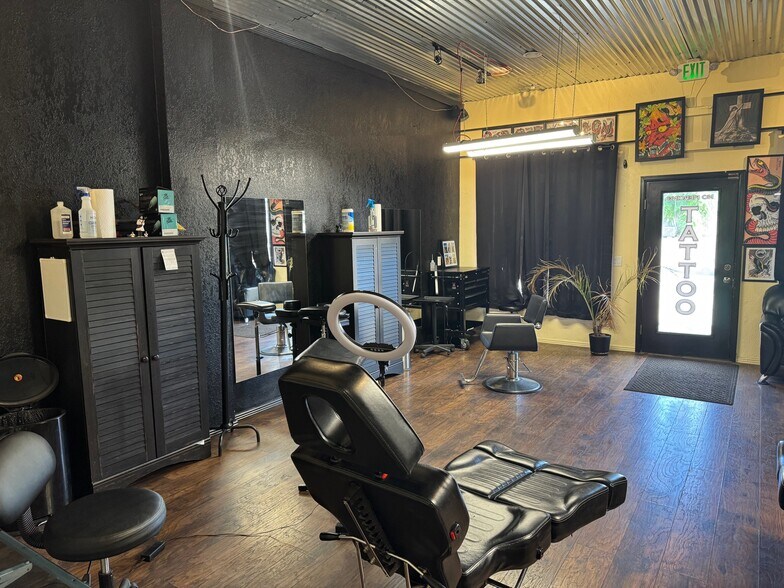 More Photos Of 530 E Eisenhower Blvd, Loveland Freestanding For Sale