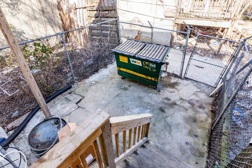 More Photos Of 1736 W North Ave, Baltimore Restaurant For Sale