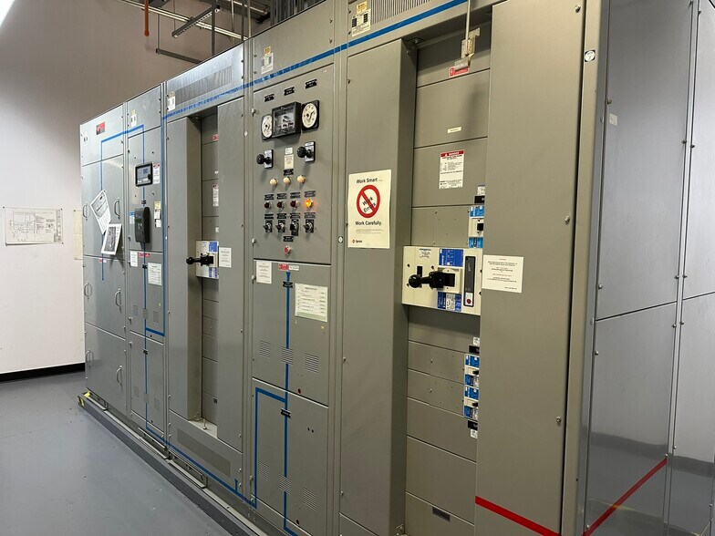 More Photos Of 3575 Workman Rd, Knoxville Flex For Sale