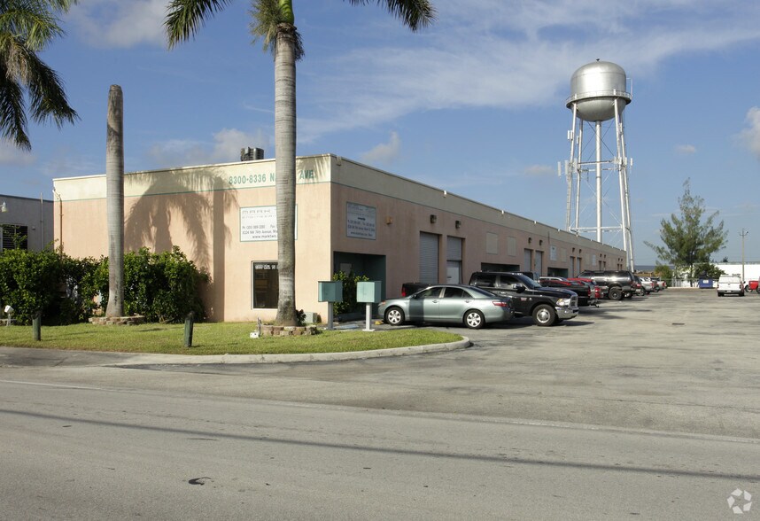 More Photos Of 8300-8376 NW 74th Ave, Medley Warehouse For Lease