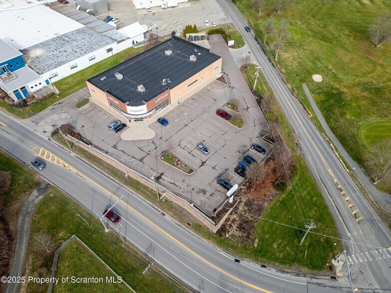 More Photos Of 801 Grow Ave, Montrose Drugstore For Lease