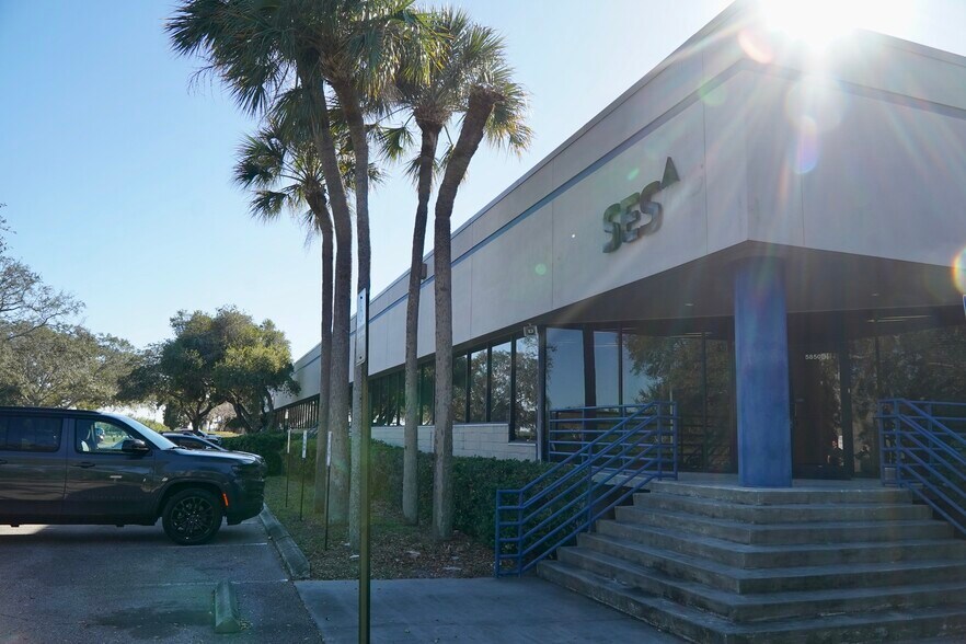 More Photos Of 5850 W Cypress St, Tampa Office For Lease