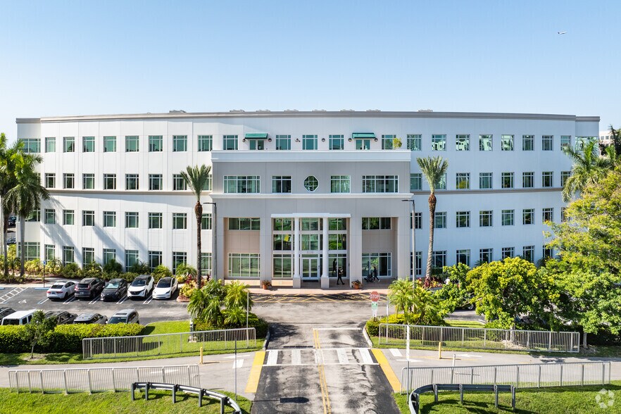 More Photos Of 8200 NW 41st St, Miami Office For Lease