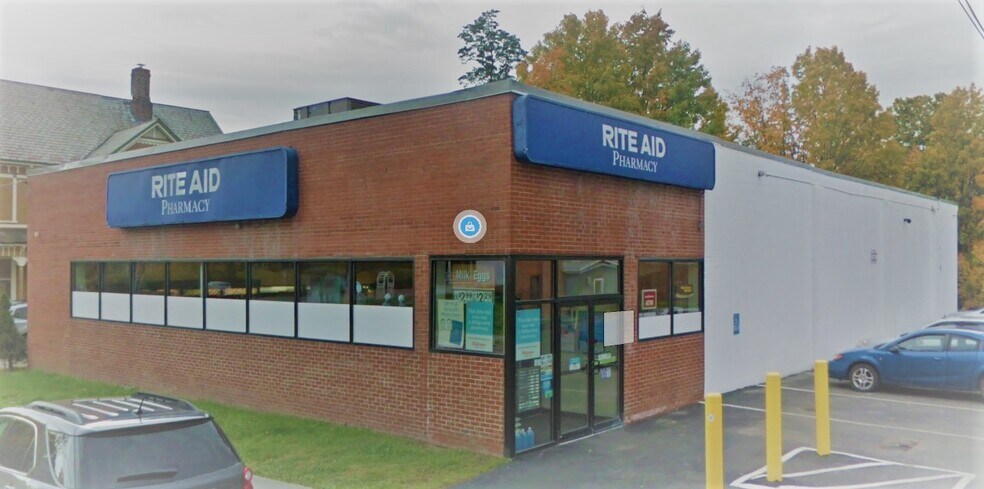 Primary Photo Of 48 Congress St, Morristown Freestanding For Sale