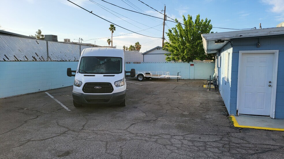 More Photos Of 1380 E Sahara Ave, Las Vegas Medical For Sale