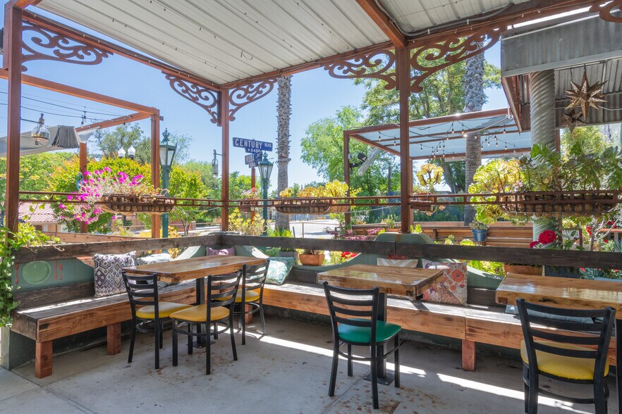 More Photos Of 2927 Spring St, Paso Robles Restaurant For Sale