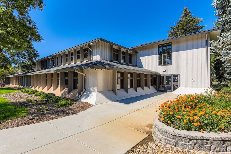 Primary Photo Of 5420 S Quebec St, Englewood Medical For Sale