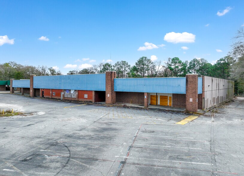Primary Photo Of 928 Wright Dr, Columbus General Retail For Sale