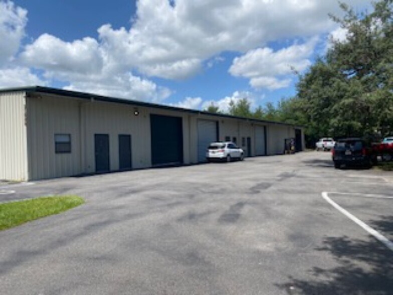 Primary Photo Of 31629 Long Acres Dr, Sorrento Warehouse For Lease