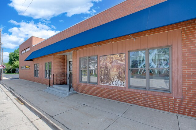 More Photos Of 131 Fremont St, West Chicago Industrial For Sale