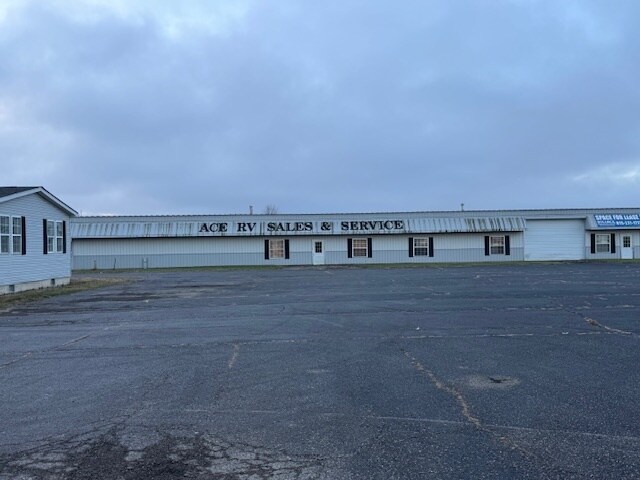 More Photos Of 1592 N 30th Rd, Ottawa Warehouse For Sale