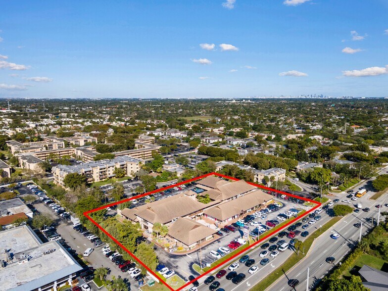 More Photos Of 10471 N Kendall Dr, Miami Storefront Retail Office For Lease