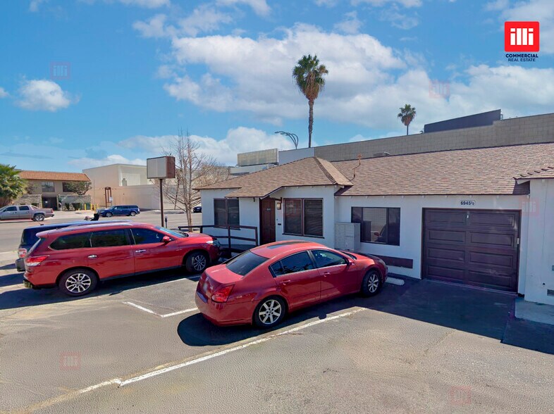 More Photos Of 6945-6947 Van Nuys Blvd, Van Nuys Office For Lease
