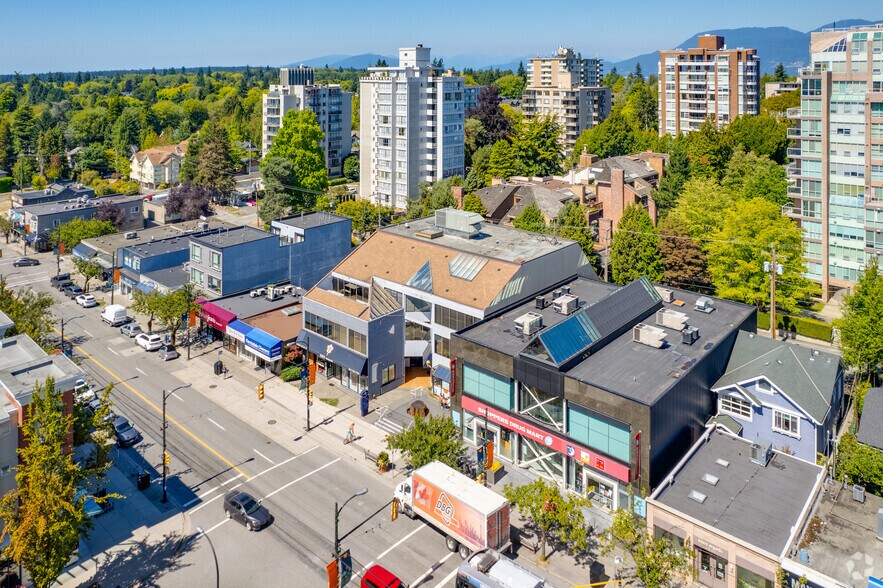 More Photos Of 2309 W 41st Ave, Vancouver Office For Lease