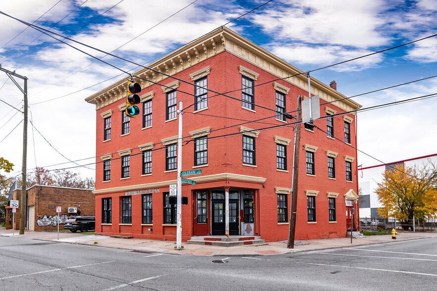 Primary Photo Of 4000 Colerain Ave, Cincinnati Apartments For Lease
