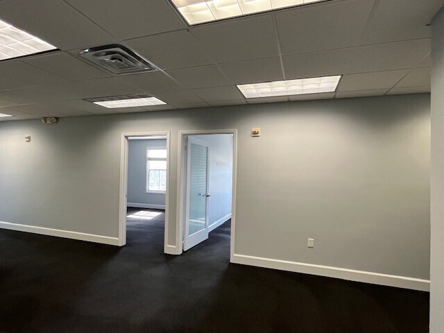 More Photos Of 2109 E Palm Ave, Tampa Loft Creative Space For Lease