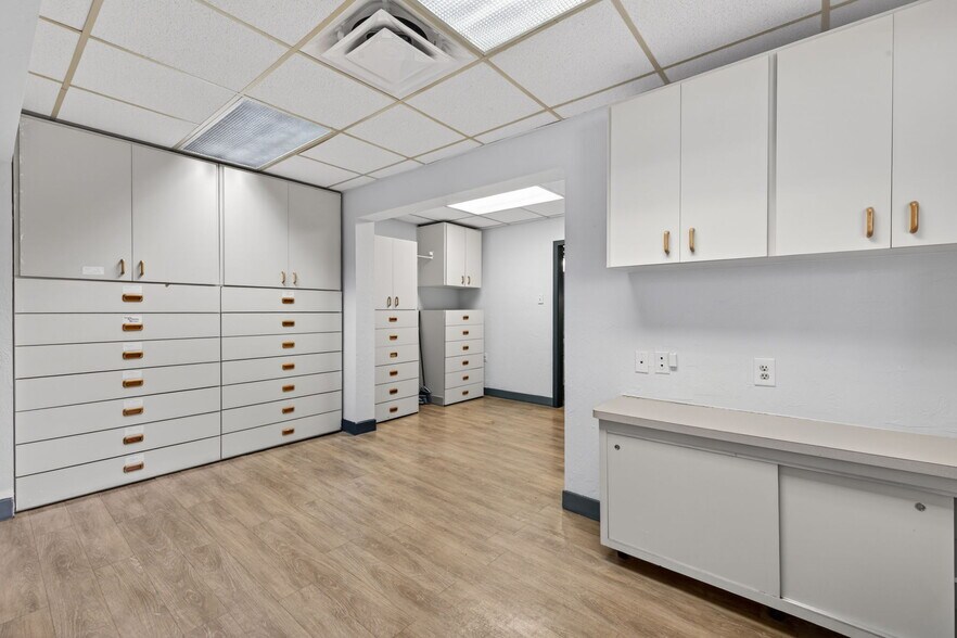 More Photos Of 45 Barkley Cir, Fort Myers Medical For Lease