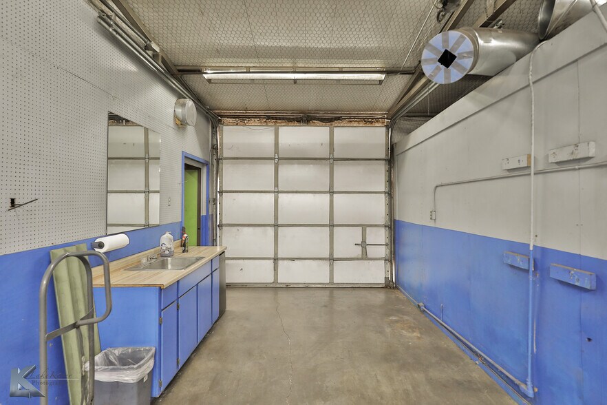 More Photos Of 5550 US-277 S., Abilene Specialty For Sale