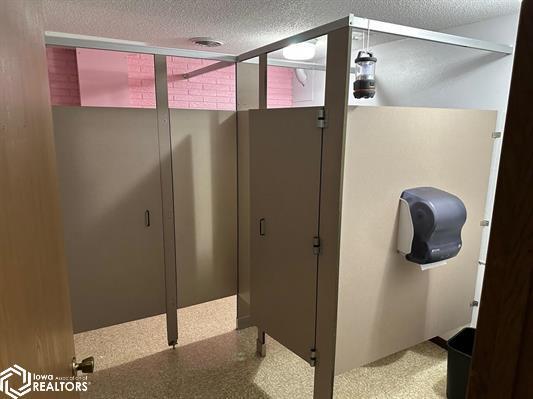 More Photos Of 16 S Summit Ave, Nora Springs Daycare Center For Lease