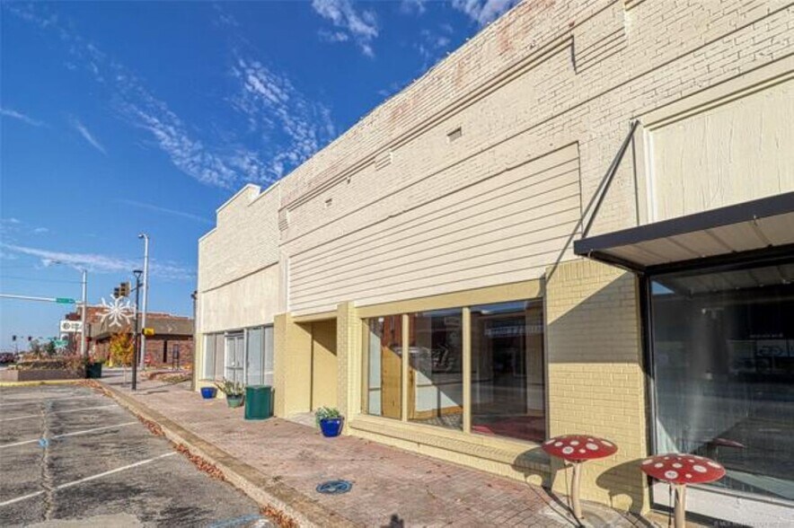 More Photos Of , Eufaula General Retail For Sale