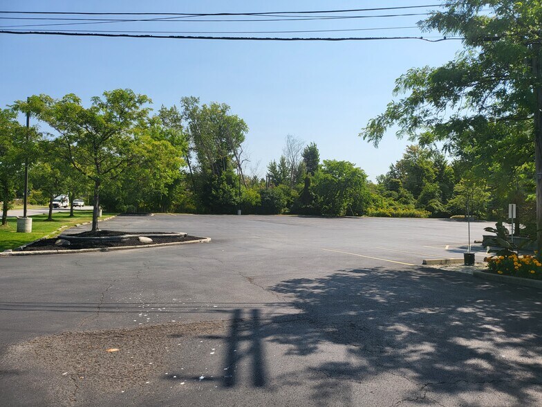 More Photos Of 2545 Niagara Falls Blvd, Buffalo Restaurant For Sale