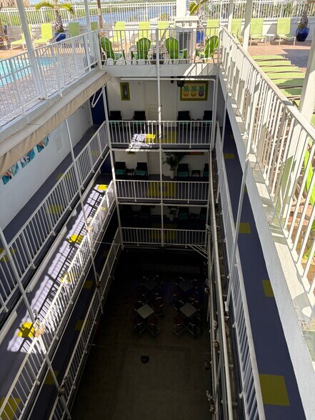 More Photos Of 1215 N Ocean Dr, Hollywood Hotel For Sale