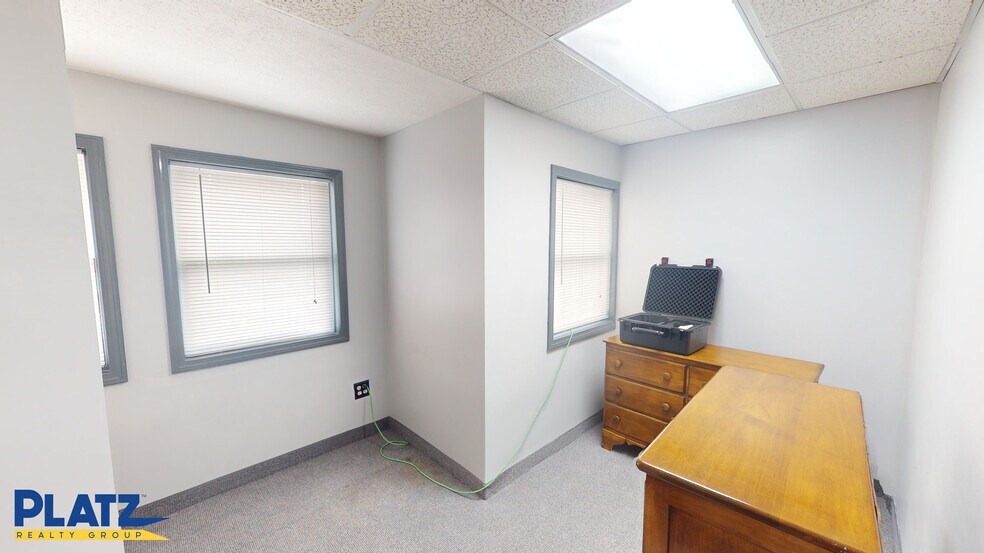 More Photos Of 950 Youngstown Warren Rd, Niles Medical For Sale