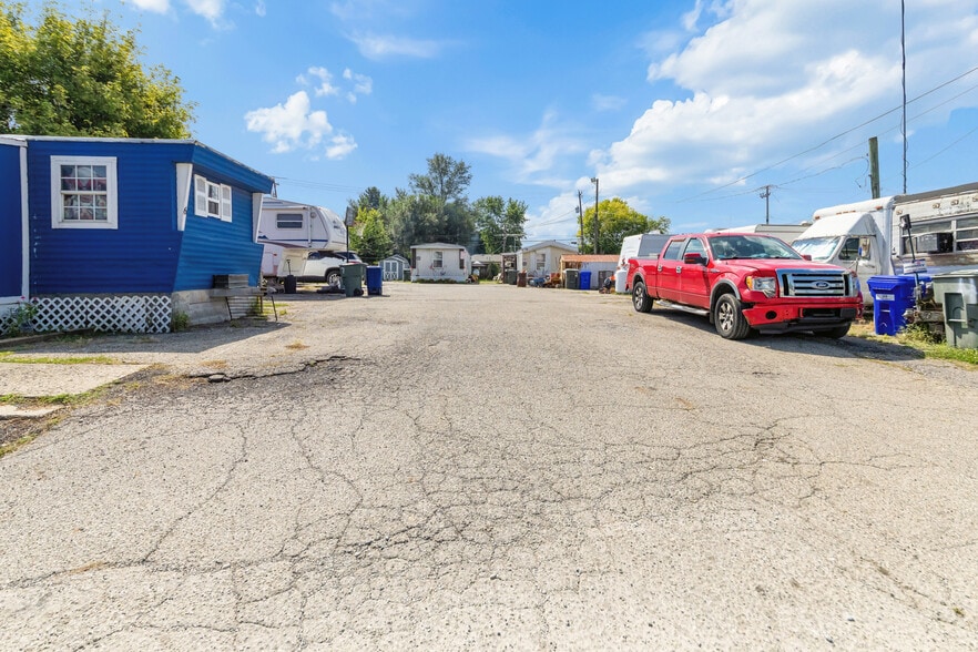 More Photos Of 39 Williams Rd, Columbus Land For Sale
