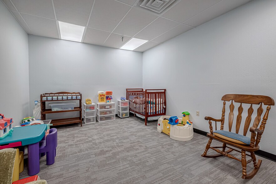 More Photos Of 1035 Fairmont Pky, Pasadena Religious Facility For Sale