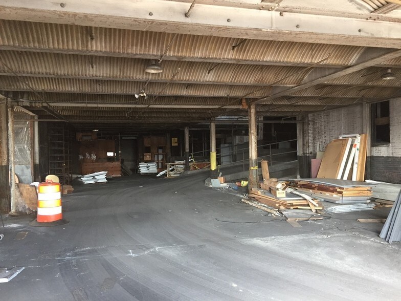 More Photos Of 722 Spring St, Reading Manufacturing For Sale