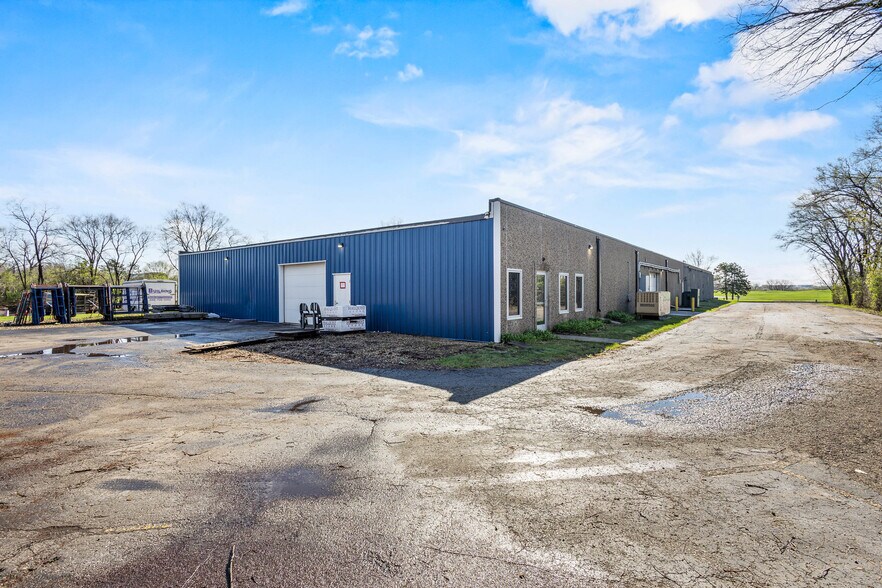 More Photos Of 2104 International Ln, Madison Light Distribution For Sale