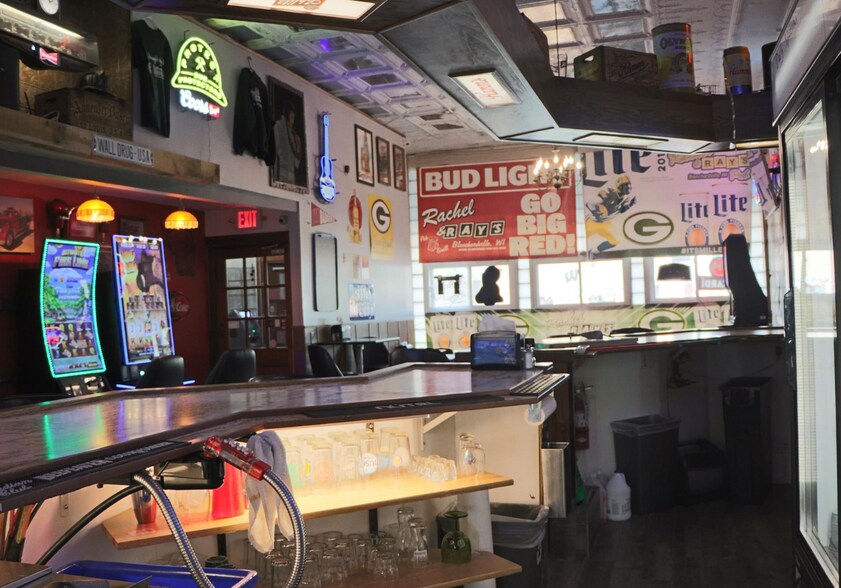More Photos Of 308 S Main St, Blanchardville Storefront Retail Residential For Sale