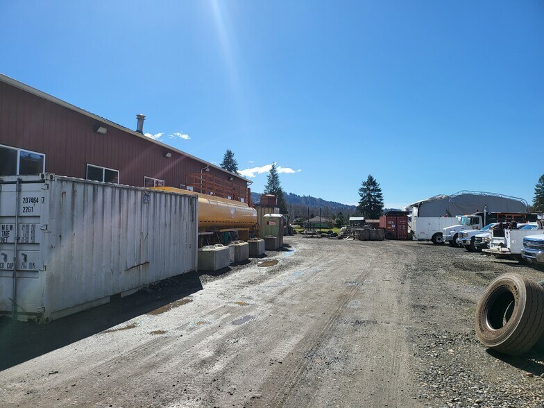 More Photos Of 115 Butte Hill Rd, Woodland Industrial For Lease