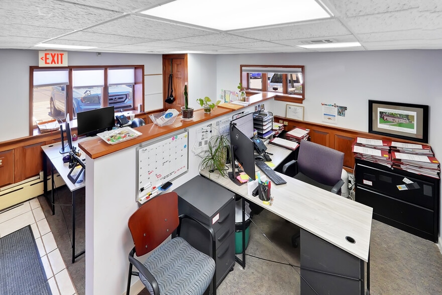 More Photos Of 6-8 Spring St, Freehold Office For Sale