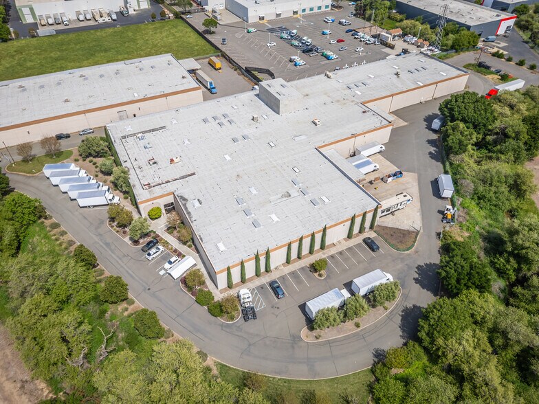 More Photos Of 490 Watt Dr, Fairfield Warehouse For Sale