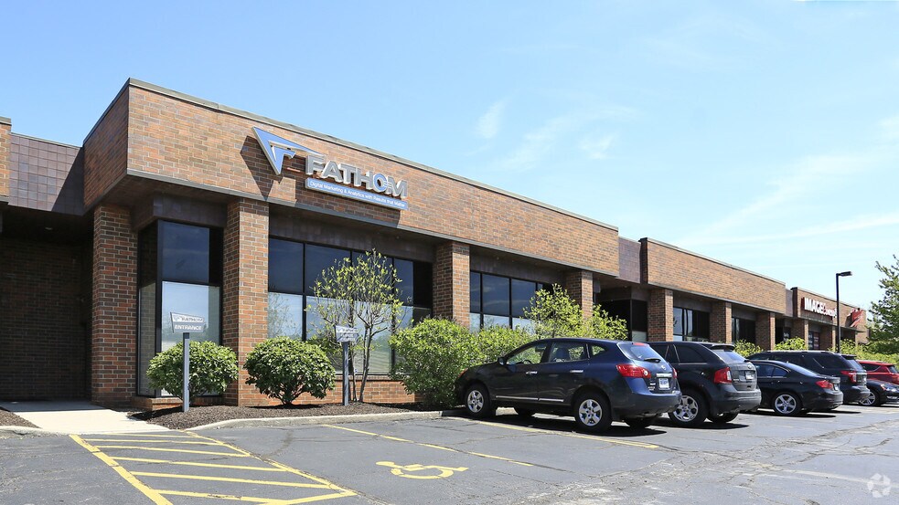 More Photos Of 8200 Sweet Valley Dr, Valley View Research And Development For Lease