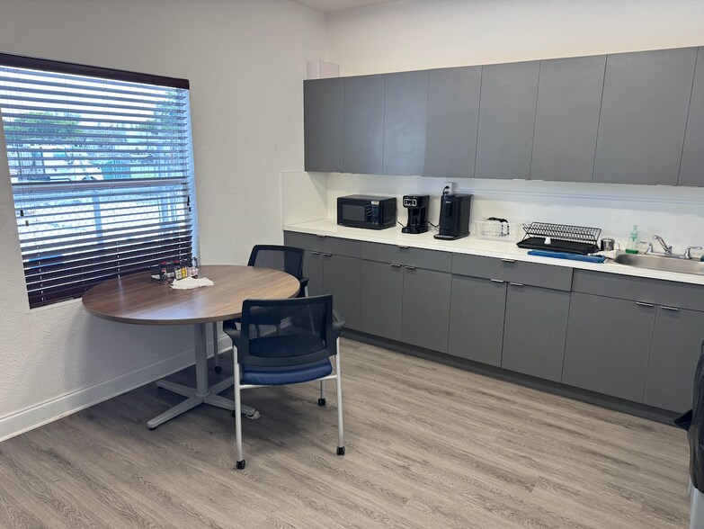 More Photos Of 8191 NW 84th St, Medley Land For Lease