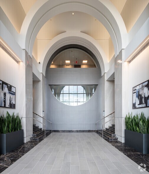 More Photos Of 1050 Crown Pointe Pkwy, Atlanta Coworking Space