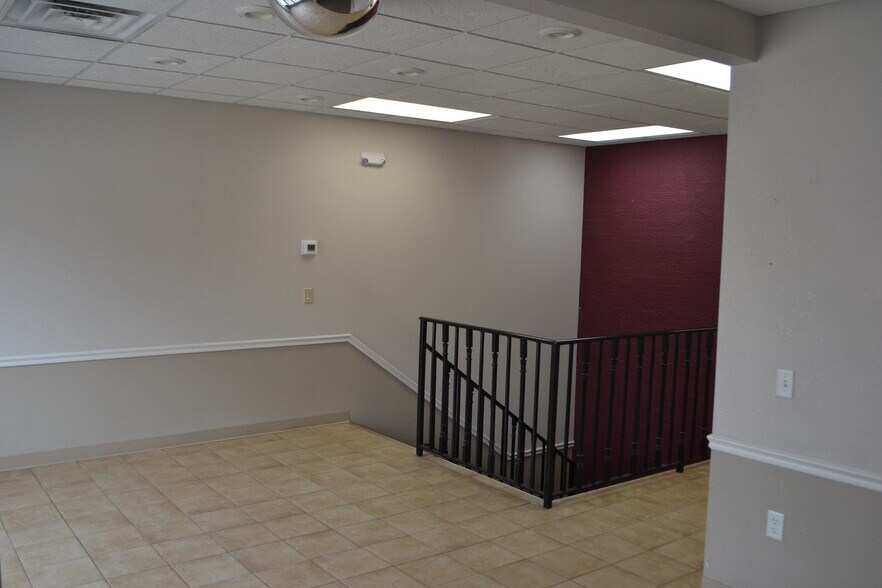 More Photos Of 115 N 6th St, Wausau Medical For Lease