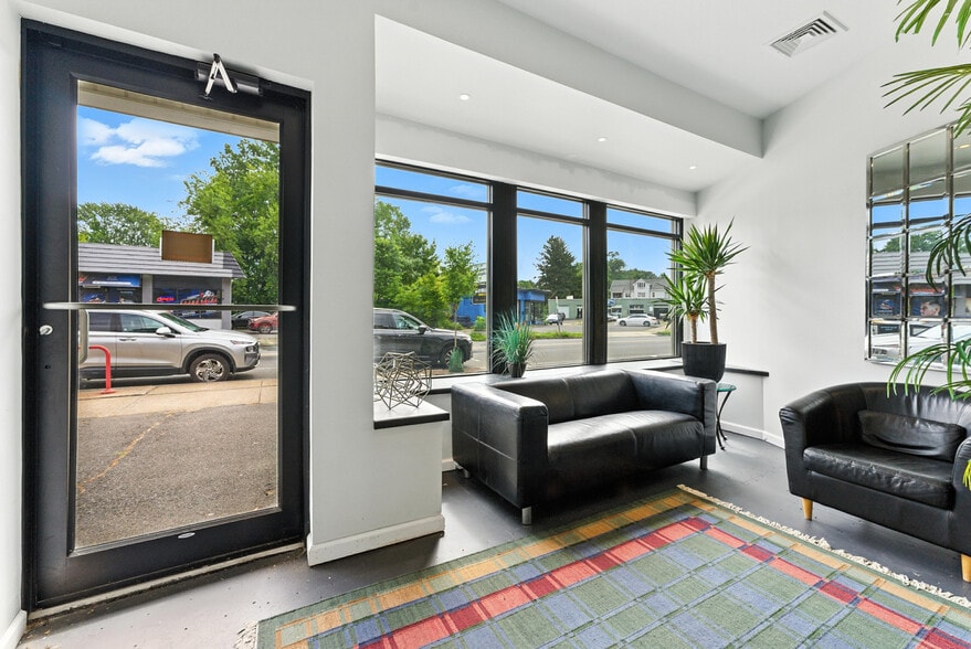 More Photos Of 674-678 Dickinson St, Springfield Freestanding For Sale