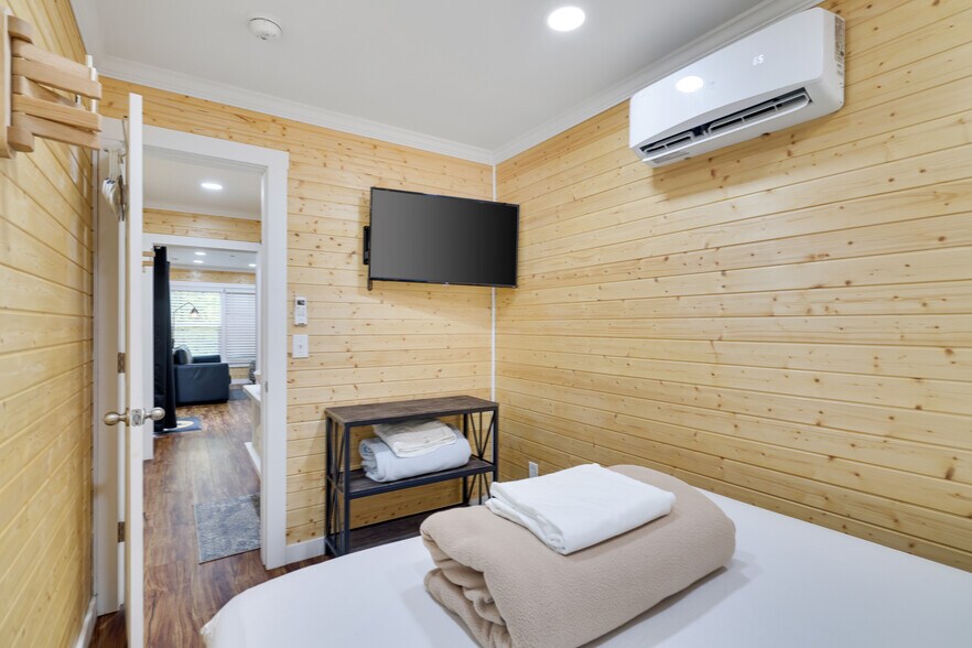 More Photos Of 2624 State Route 534, Albrightsville Hotel For Sale