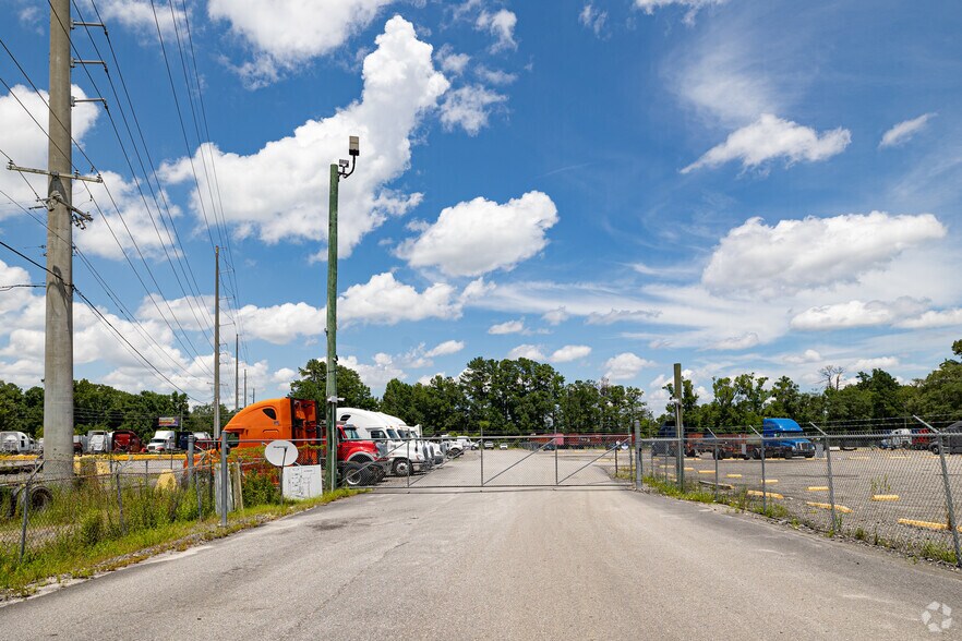 More Photos Of 5545 Ogeechee Rd, Savannah Land For Lease