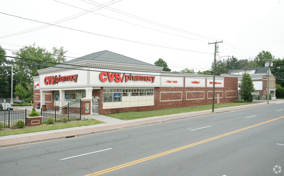 More Photos Of 1210 Main St, East Hartford Freestanding For Lease