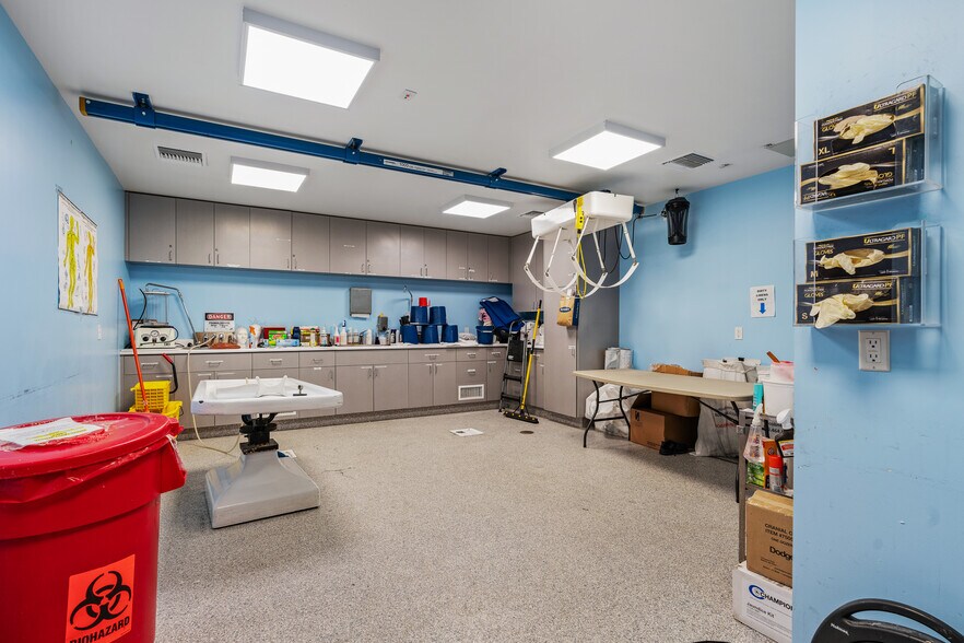 More Photos Of 578-580 E San Bernardino Rd, Covina Loft Creative Space For Sale