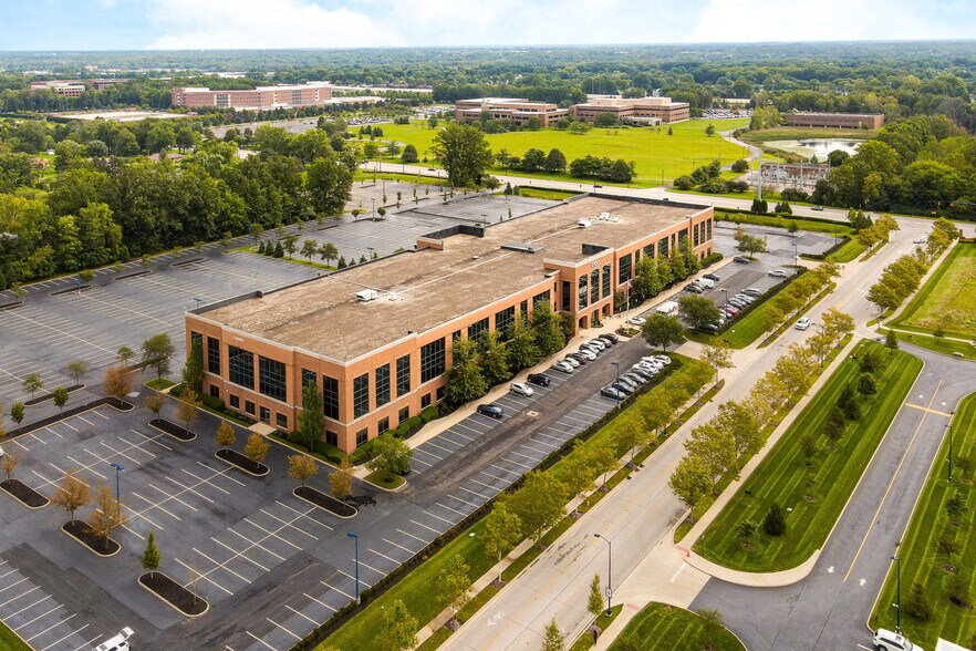 More Photos Of 3100 Easton Square Pl, Columbus Office For Lease