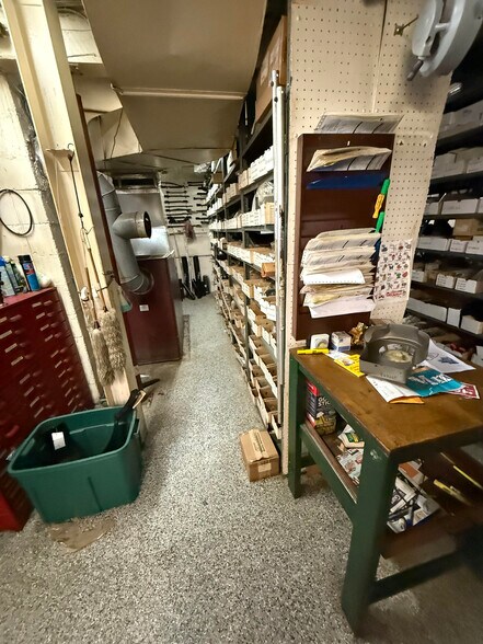 More Photos Of , Upper Marlboro General Retail For Sale