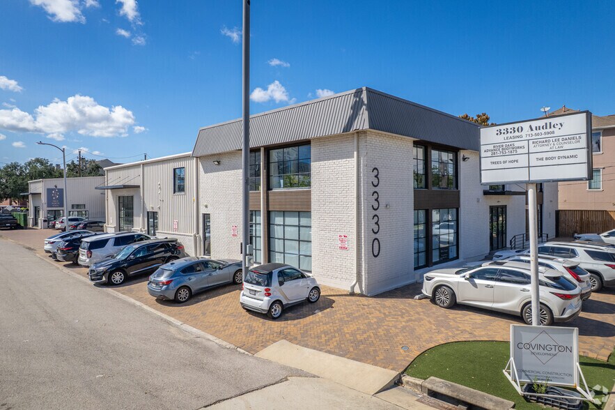 Primary Photo Of 3330 Audley St, Houston Storefront Retail Office For Sale