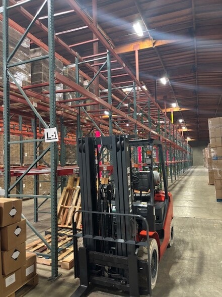 More Photos Of 700 Santa Anita Dr, Woodland Warehouse For Lease