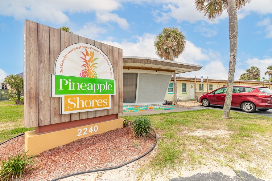 Primary Photo Of 2240 S Atlantic Ave, Daytona Beach Hotel For Sale